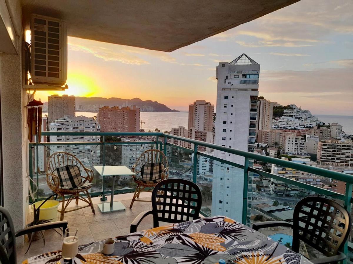 Traveler'S Beach Apartment With Sea View, Free Coffee & Parking Benidorm Exterior foto